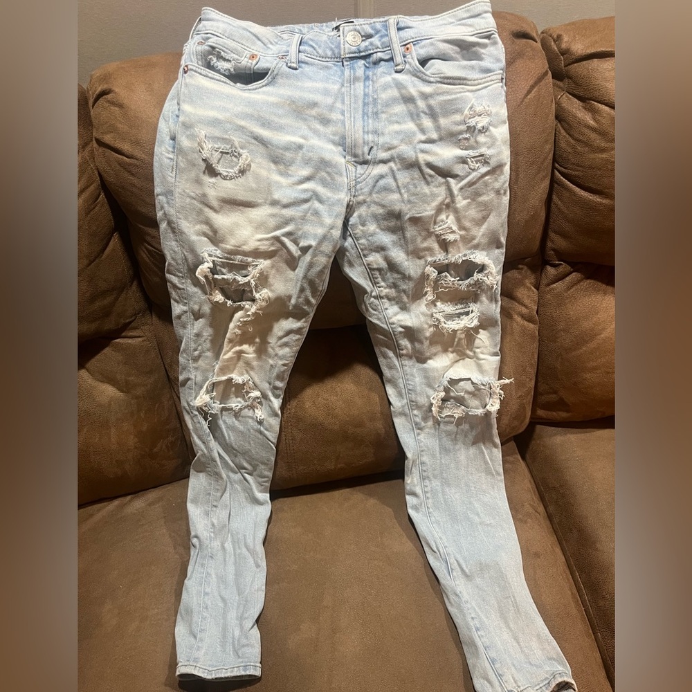 American Eagle Outfitters Ripped Light Blue Jeans